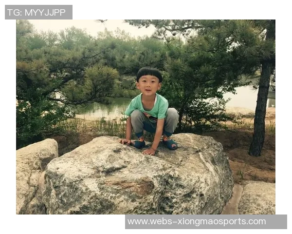 我与足球的激情岁月与成长历程的点滴回忆 我与足球的激情岁月与成长历程的点滴回忆