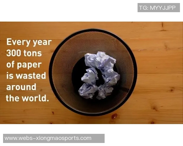 足球平面广告的创意设计与市场传播策略探讨与分析